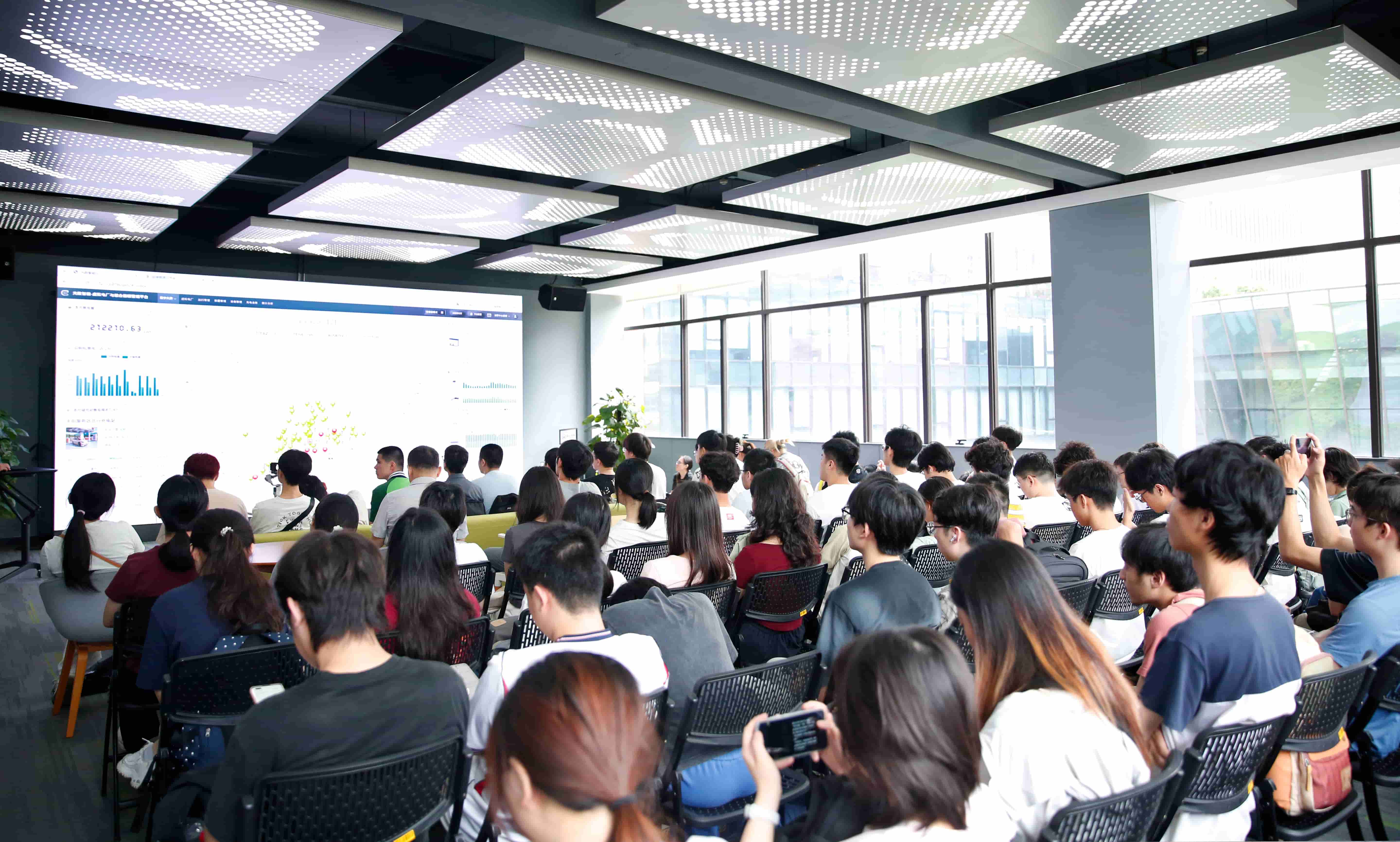 深化校企协同创新，赋能新型电力系统建设丨华南理工大学师生走进FUN乐天使电气开展产学研交流活动